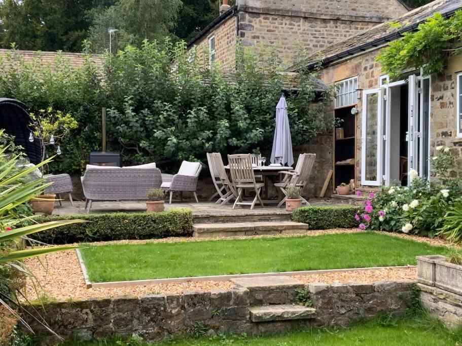 Luxury Barn Conversion At Rudding Harrogate Zewnętrze zdjęcie
