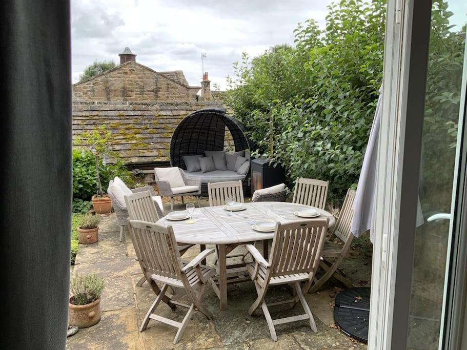 Luxury Barn Conversion At Rudding Harrogate Zewnętrze zdjęcie