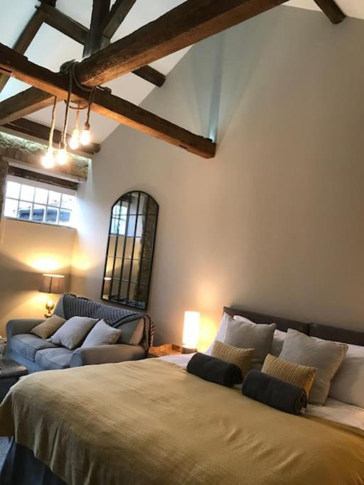 Luxury Barn Conversion At Rudding Harrogate Zewnętrze zdjęcie