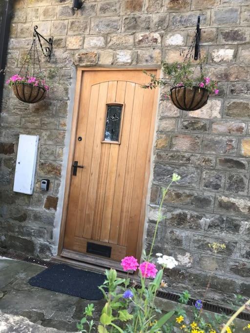 Luxury Barn Conversion At Rudding Harrogate Zewnętrze zdjęcie
