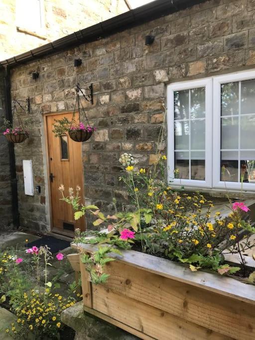 Luxury Barn Conversion At Rudding Harrogate Zewnętrze zdjęcie