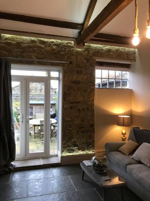 Luxury Barn Conversion At Rudding Harrogate Zewnętrze zdjęcie